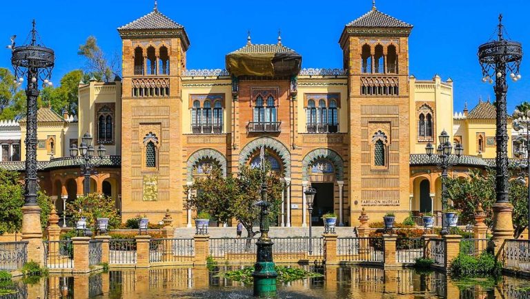 Tomar el sol en Sevilla: recomendaciones de los mejores parques y jardines